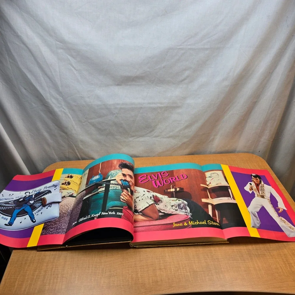 Elvis' World by Michael E. Stern & Jane Stern 1987 Hardcover‎ Dust Jacket 1st Ed